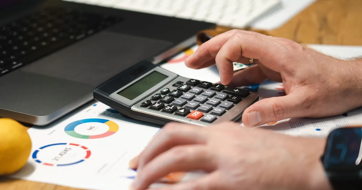 Calculating the cost of no credit check loans Quebec lenders charge
